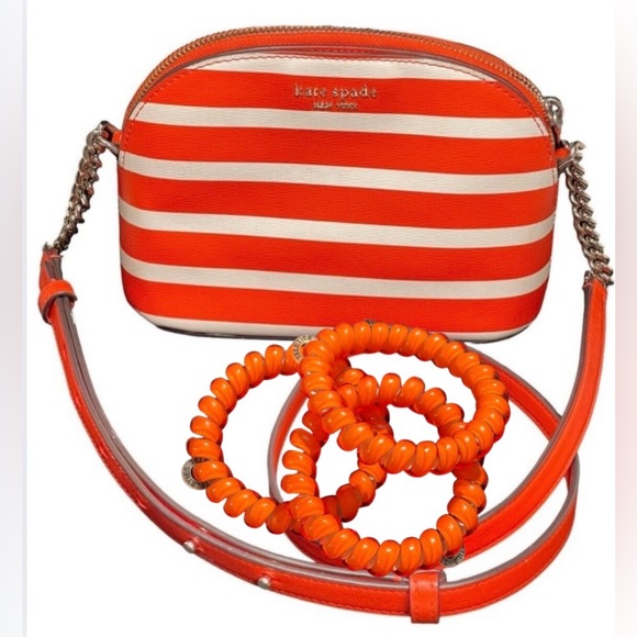 kate spade Handbags - EUC Kate Spade & Teleties